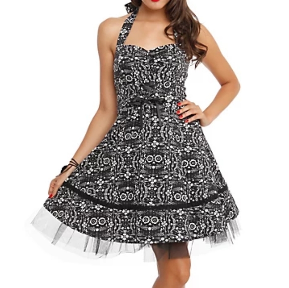 Hot Topic Dresses & Skirts - Hot topic book of life dress .